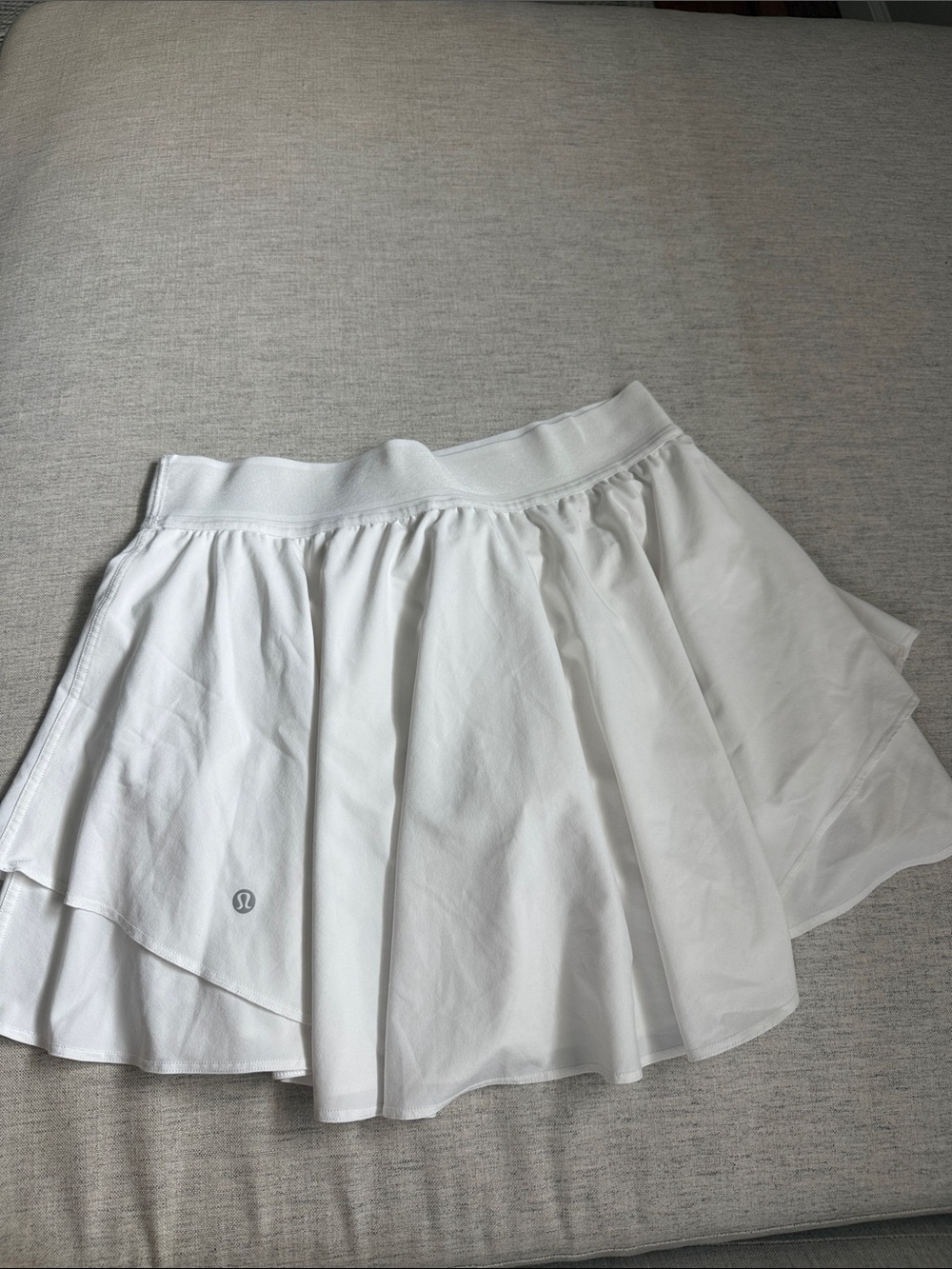 lululemon White flowy Golf Tennis Skirt